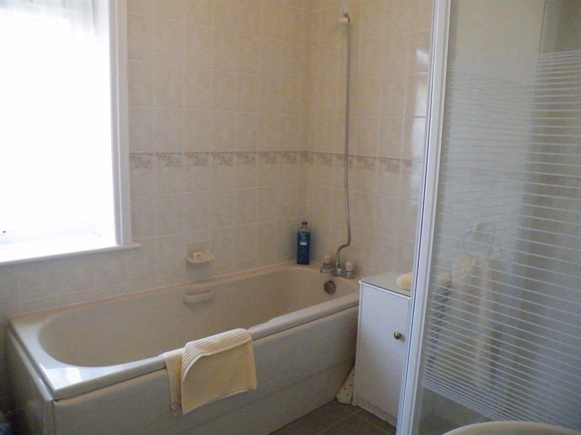 Broadlands Gate Bed & Breakfast Брокенхърст Екстериор снимка